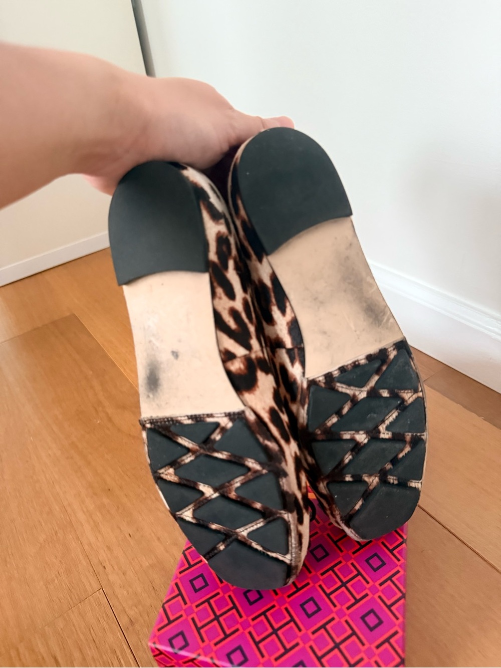Tory Burch Leopard-Print Ballet Flats with Black Trim - Picture 3 of 5